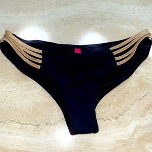 Victoria’s Secret - Black & Gold - Bikini Bottom